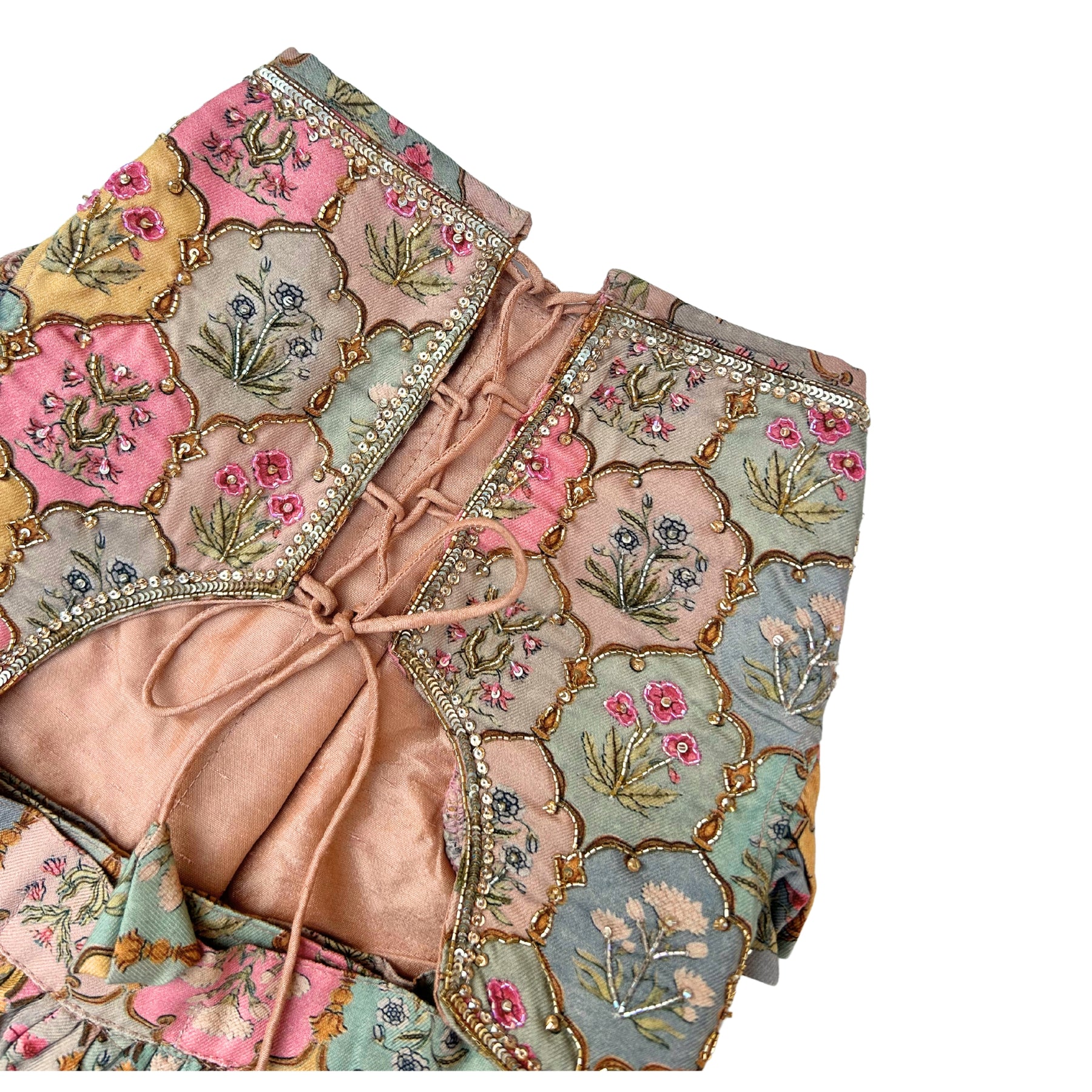 MAHARANI MOTIF DOG LEHENGA