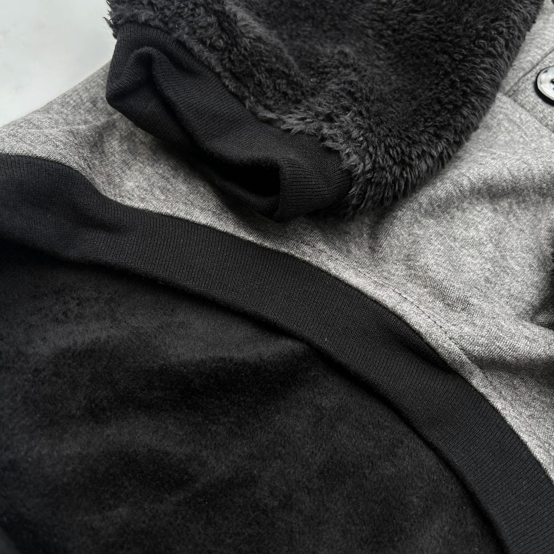 BLACK FLEECE PULLOVER FOR DOGS AND CATS