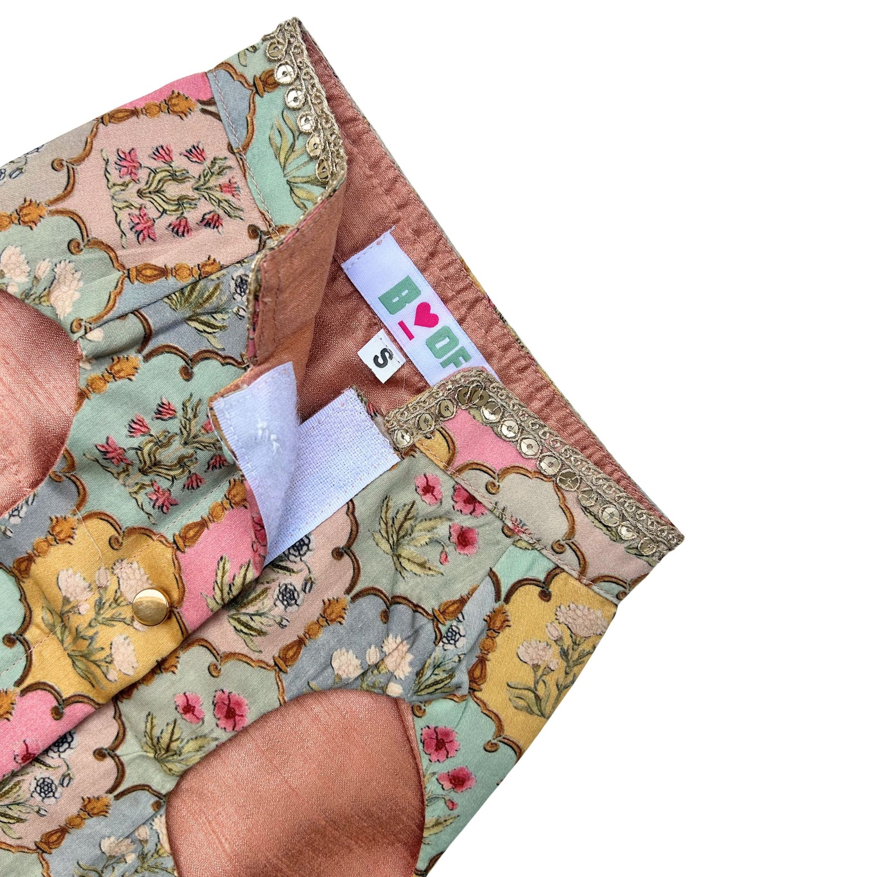 MAHARAJA MOTIF DOG SHERWANI