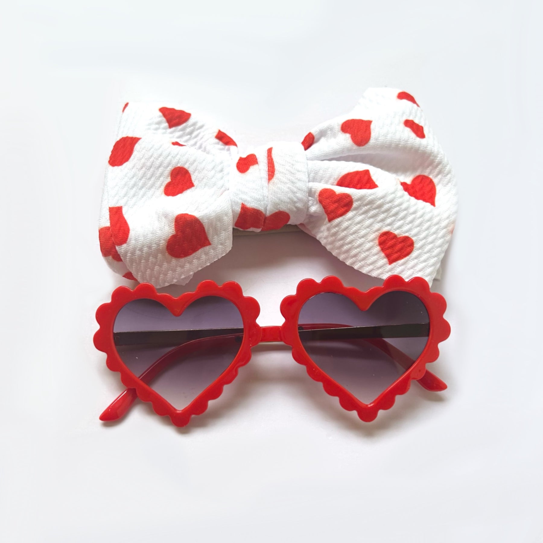 RED HEART GLASSES + BOW